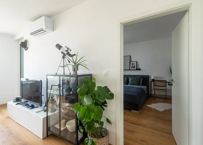 Downtown 2 18th Floor With Free Parking